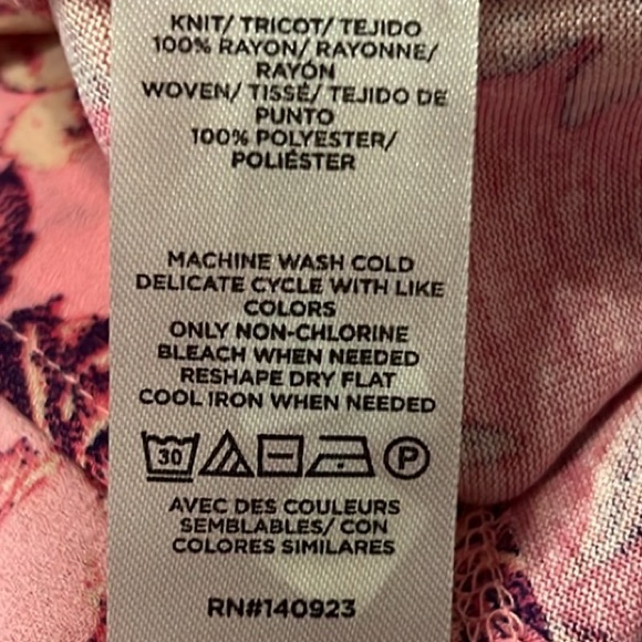 Loft Vine Shirred Tie Neck Mixed Media Shell in Floral, Shades of Pink, Size XL - Picture 16 of 17